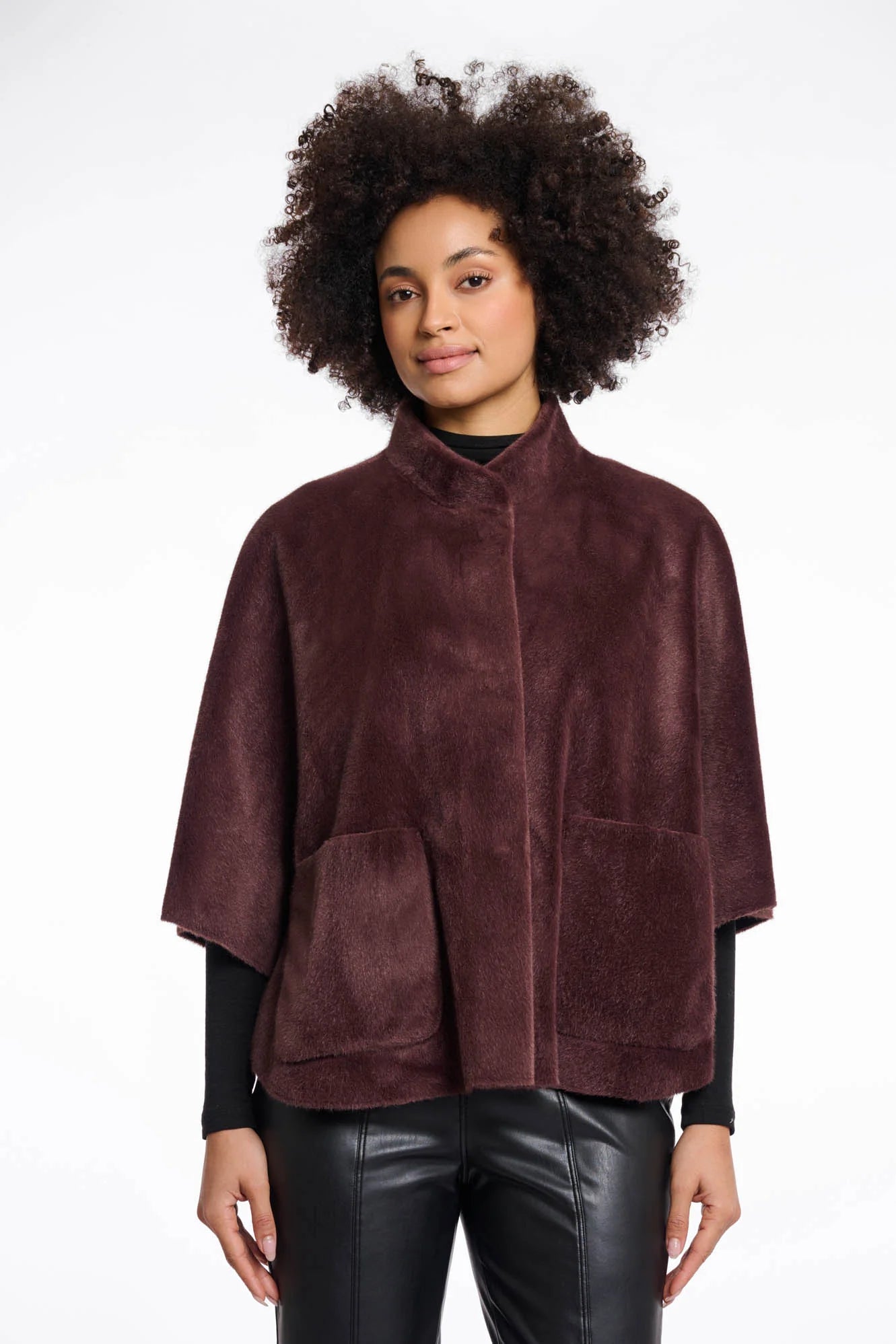 3/4 length sleeve faux fur cape with side slits