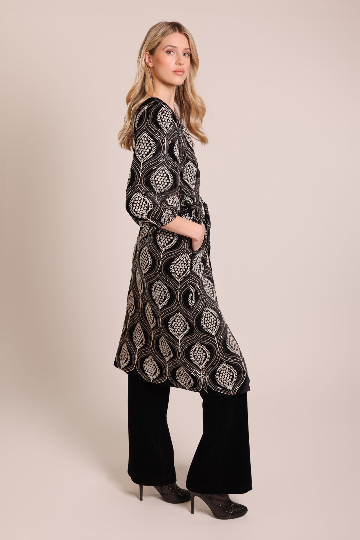 Traffic People Love and Anarchy Duster Coat – Black with Cream Embroidery