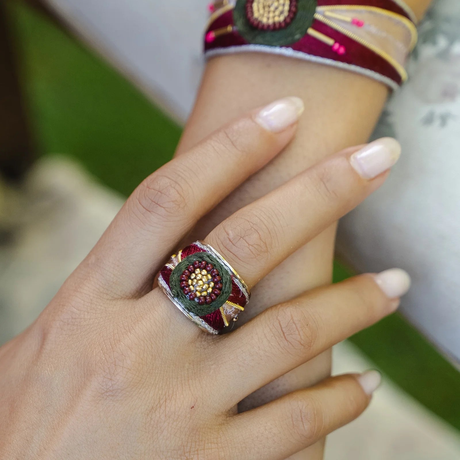 Nahua Apa Ring – Burgundy